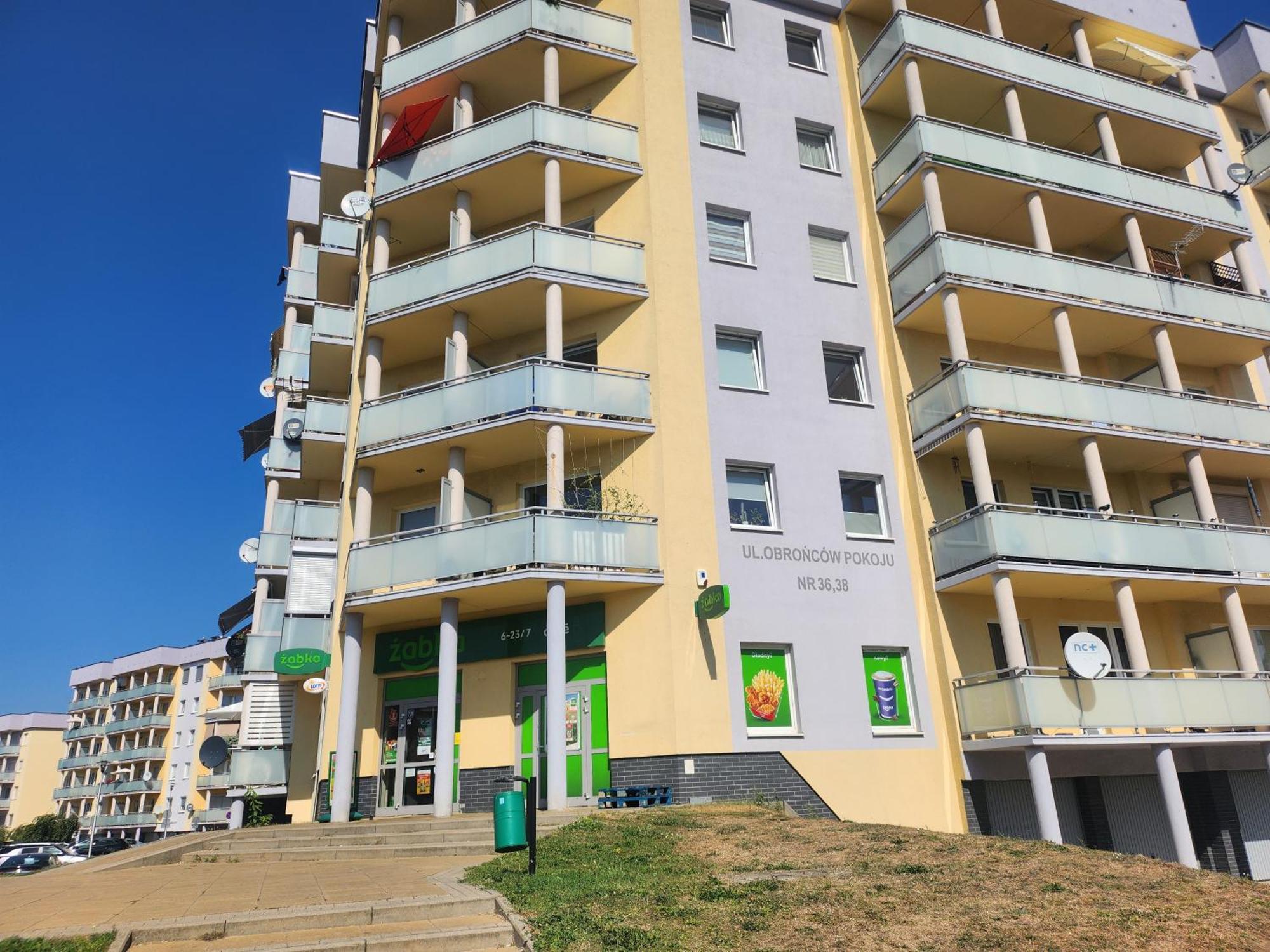 Obroncow Pokoju 36